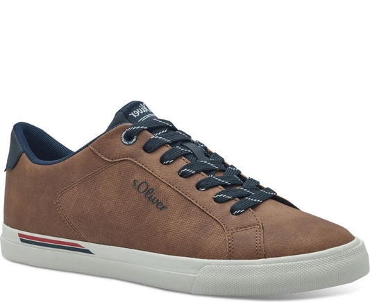 men laceup trainers