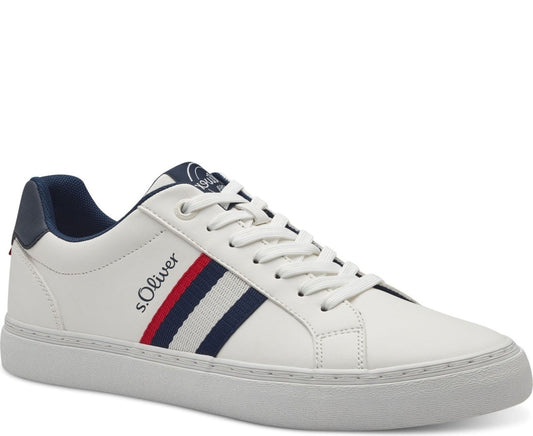 men laceup trainers