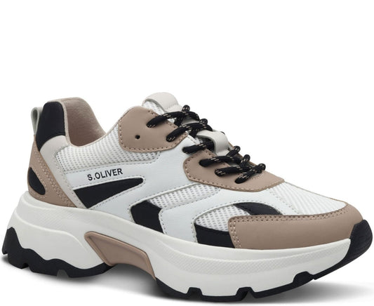 women laceup trainers