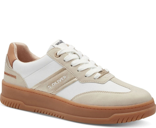 women laceup trainers