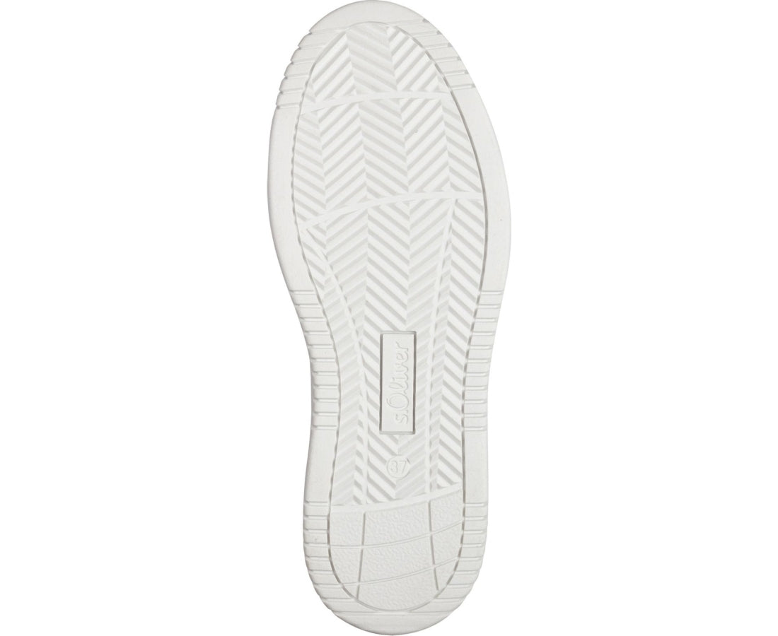 women laceup trainers