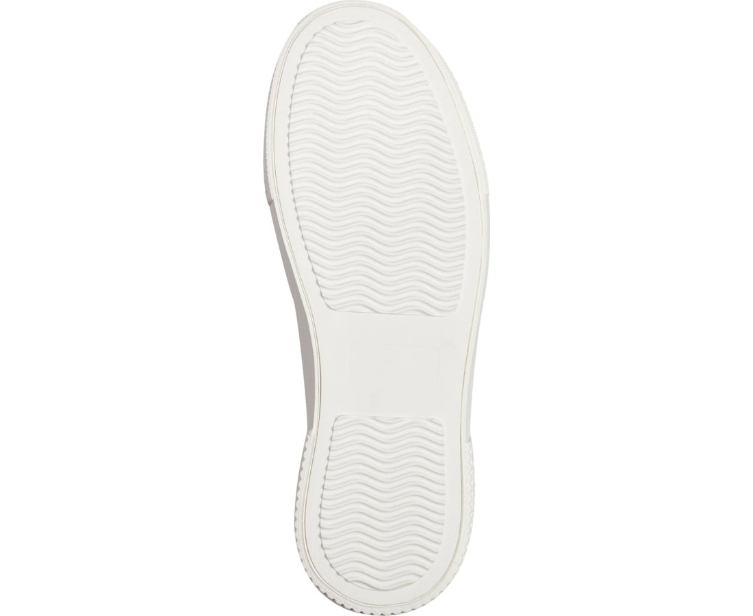 women laceup trainers