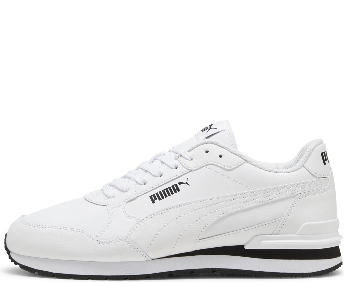 st runner sneaker