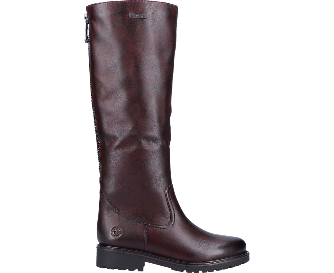 red casual closed boots