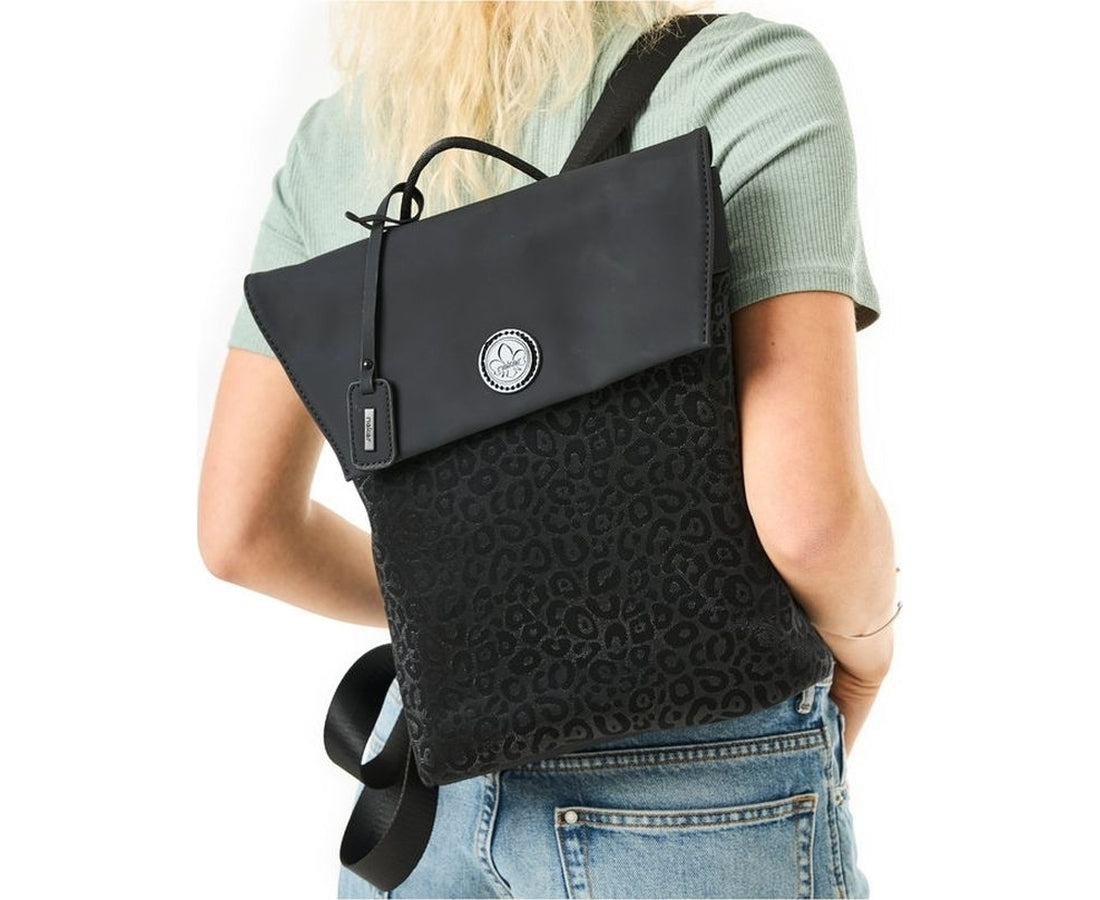 black casual handbag