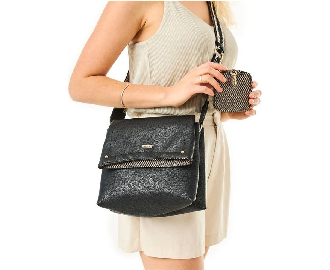 black casual handbag