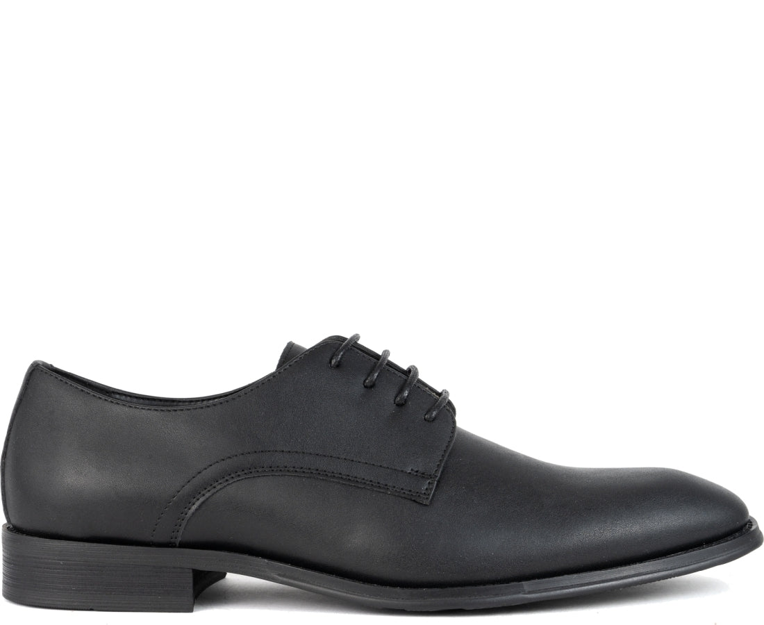 black elegant closed formal shoes