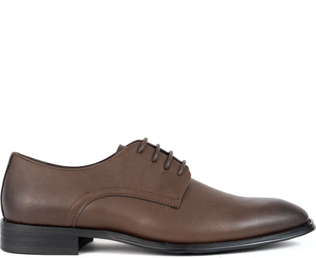 brown elegant closed formal shoes