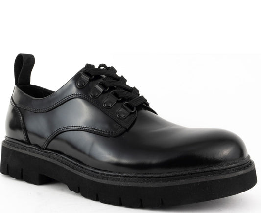 black classic closed formal