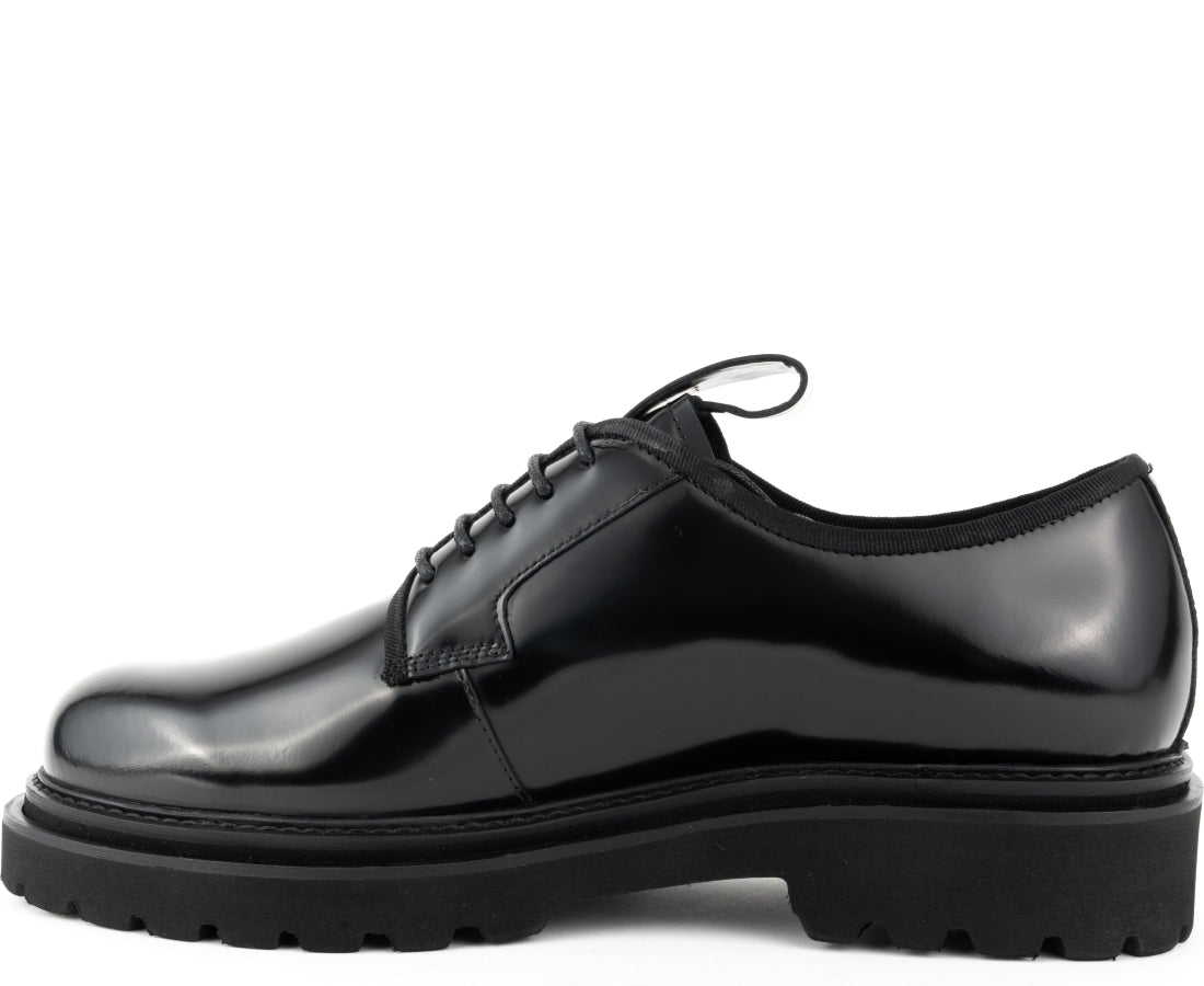 black classic closed formal
