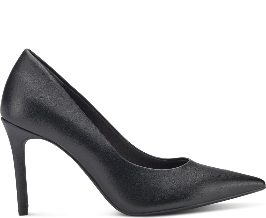 black elegant closed pumps