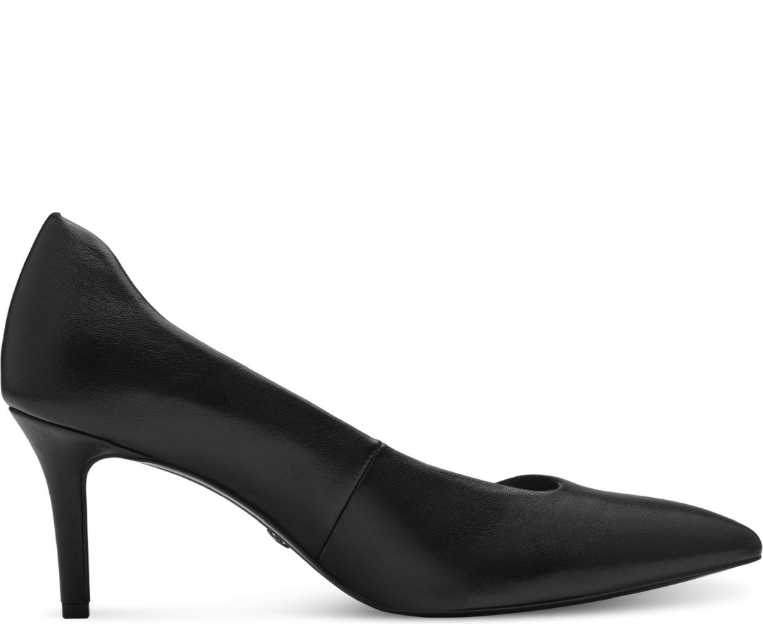 black elegant closed pumps