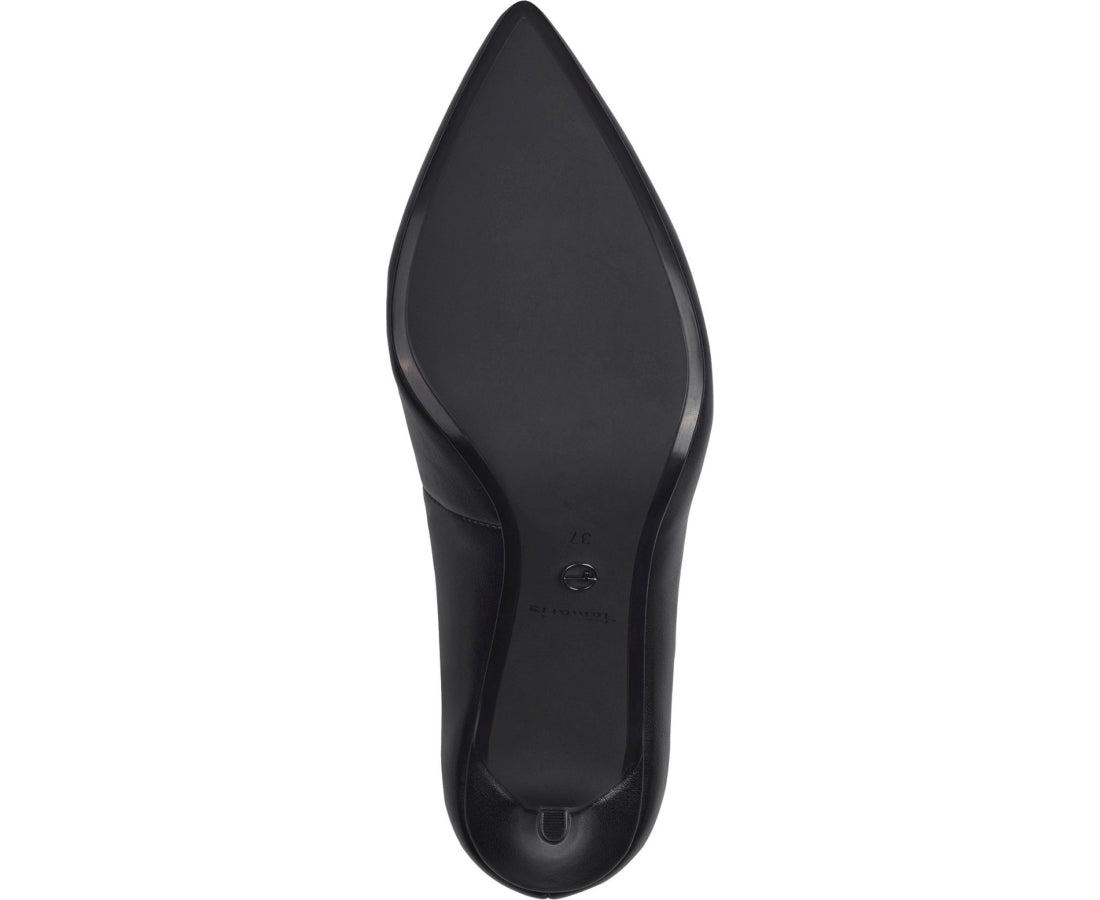 black elegant closed pumps