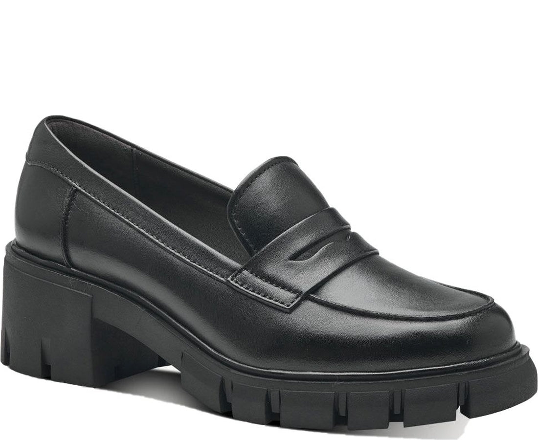 black casual closed loafers