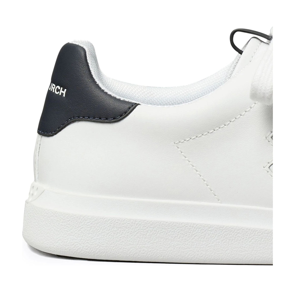 double t howell court trainers
