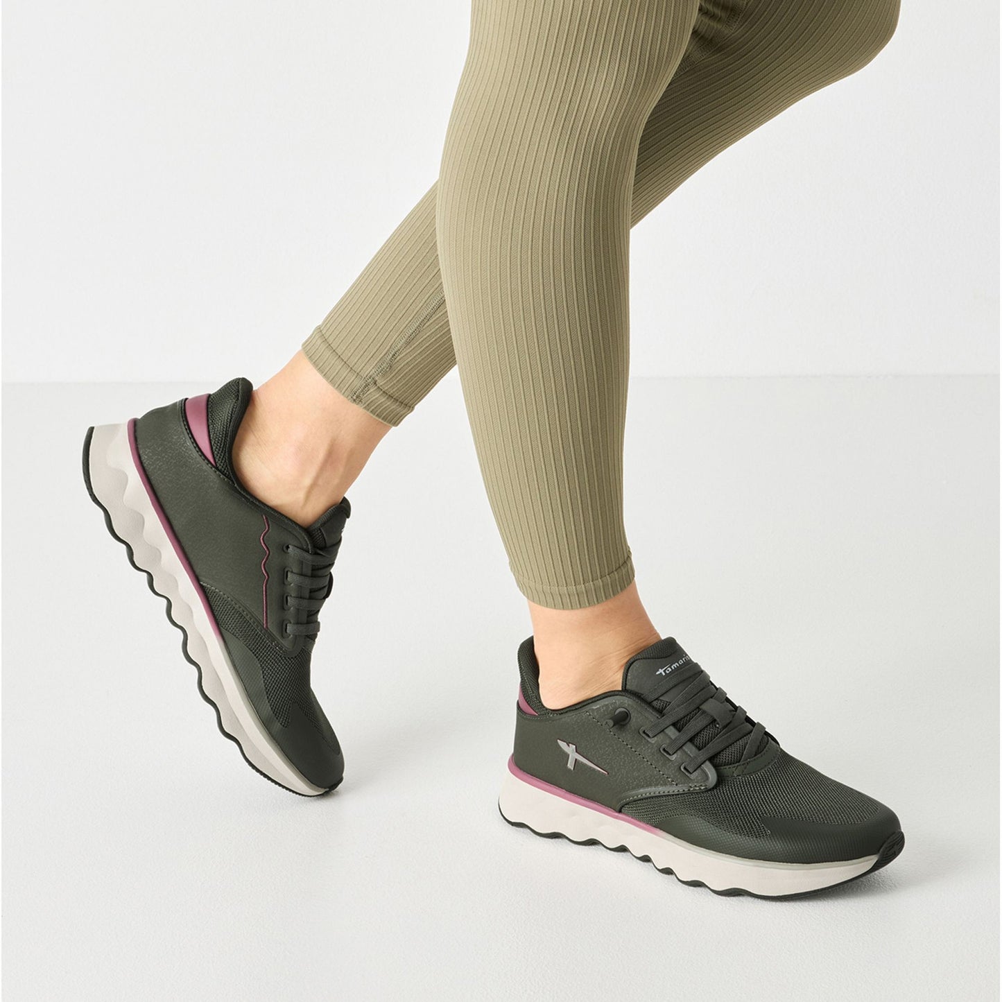 Women's Green Fashion Sneakers