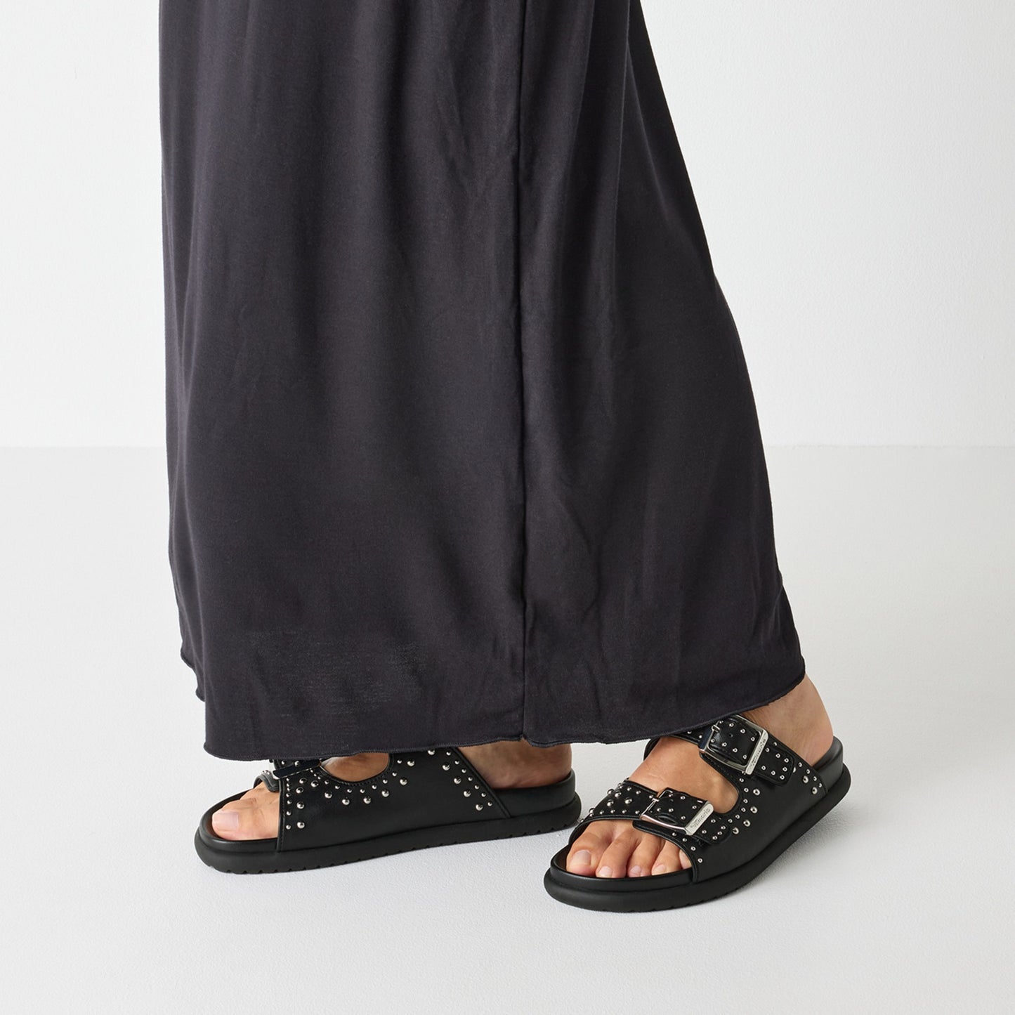 Women's Black Slippers