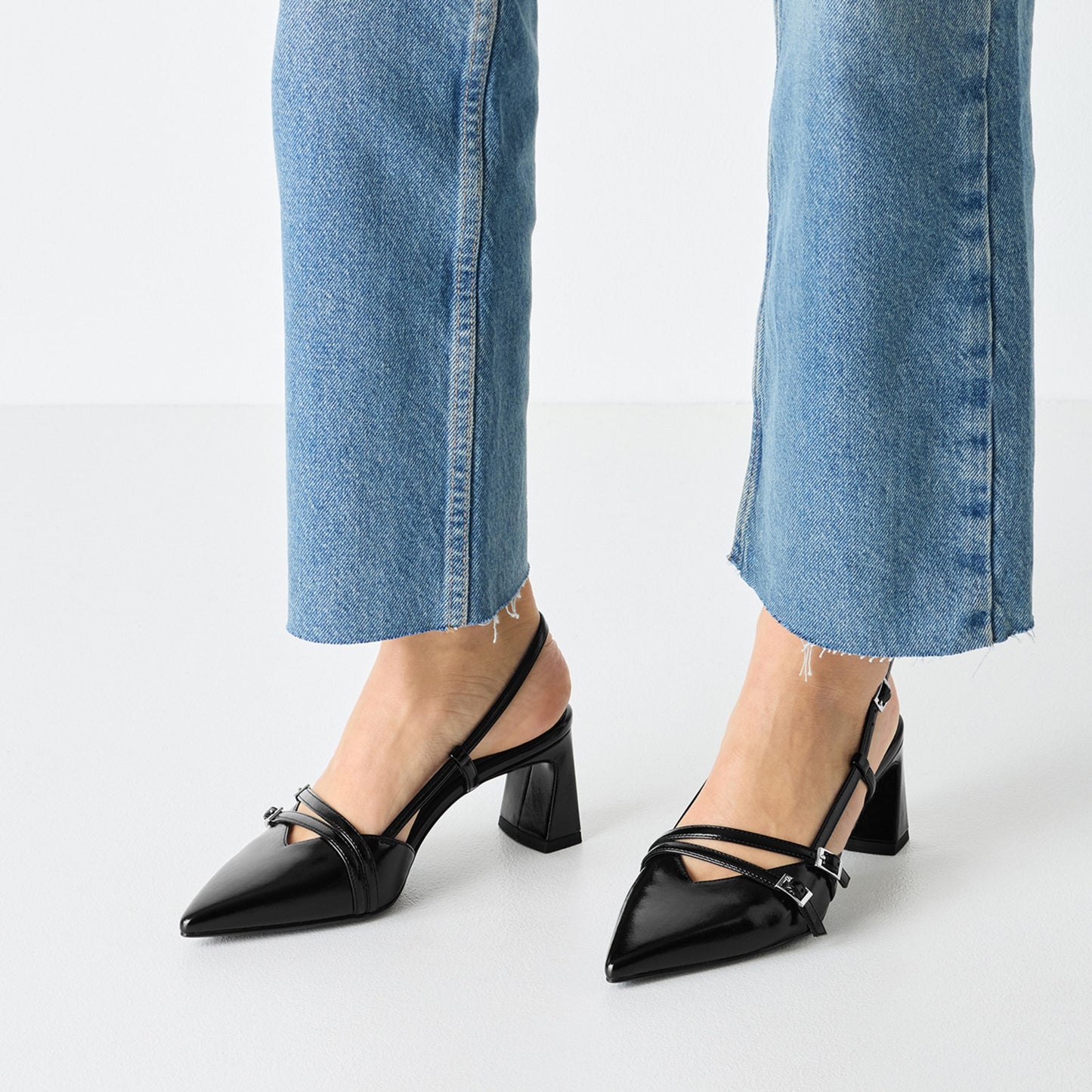 Women's Black Dress Pumps