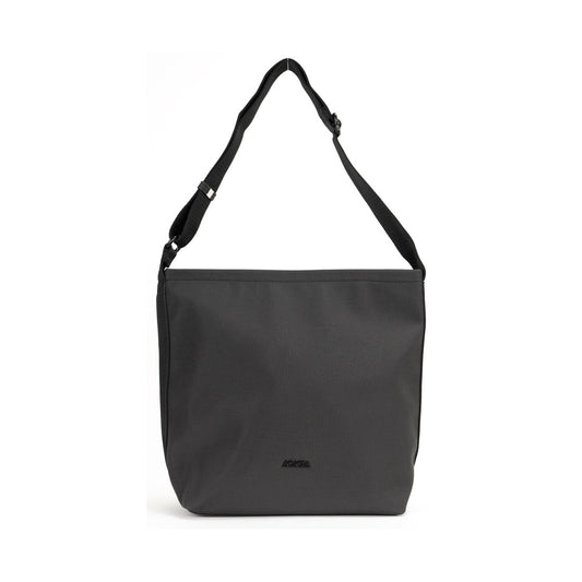 black shoul bag