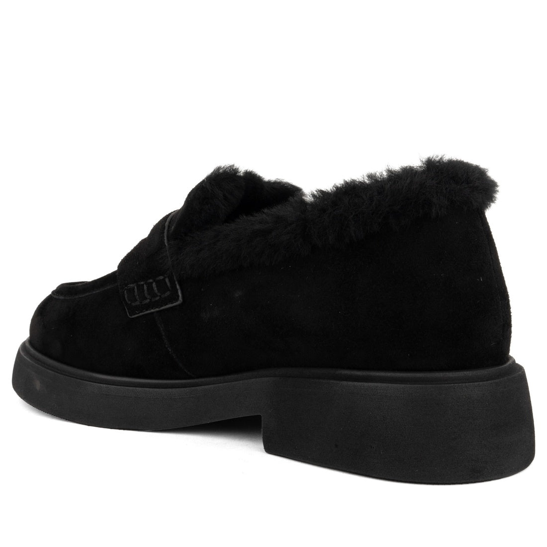 black casual closed loafers