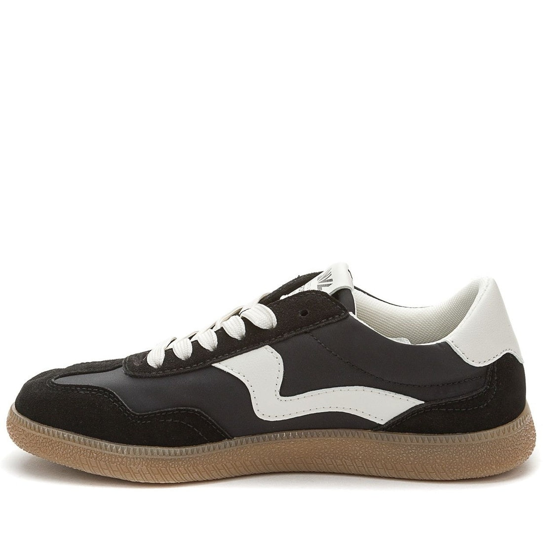 black casual closed sneakers