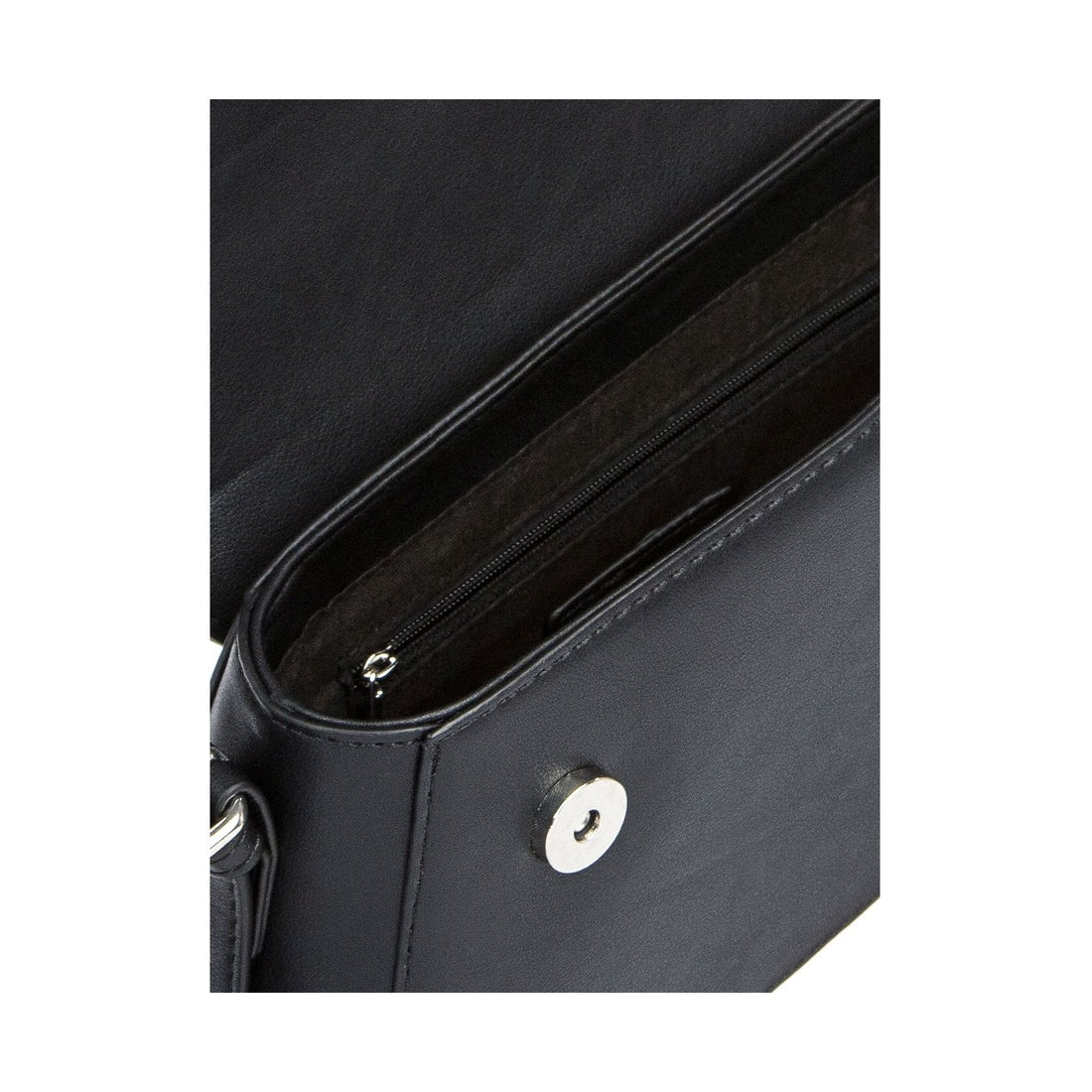 black casual shoulder bag