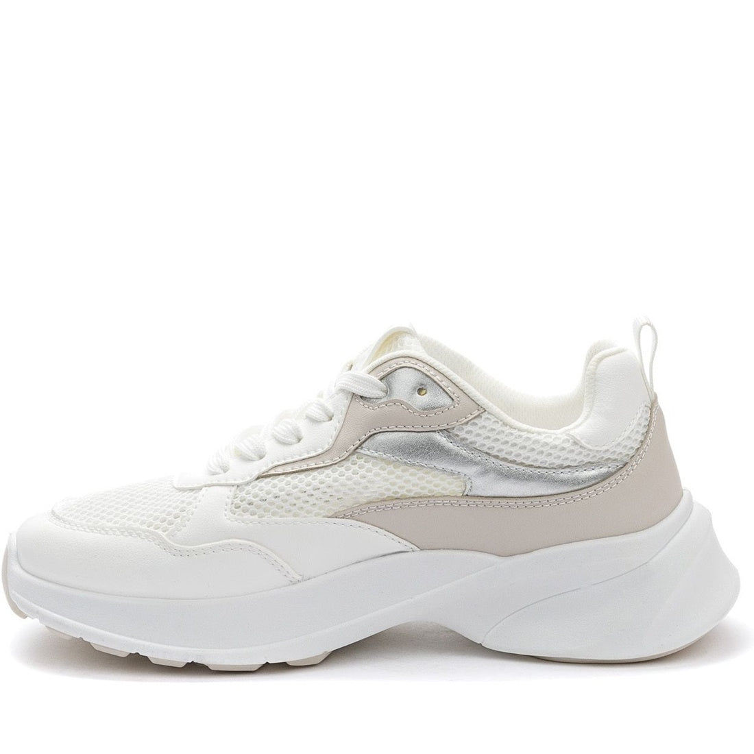 white casual closed sneakers