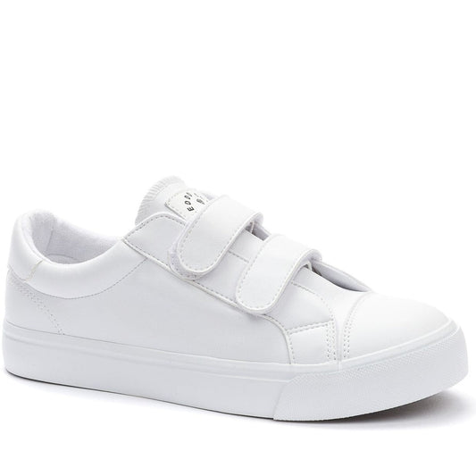 white casual closed sneakers