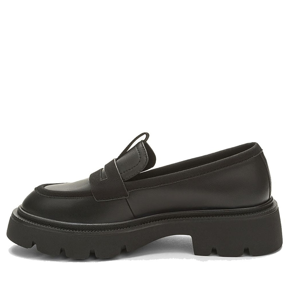 black casual closed loafers