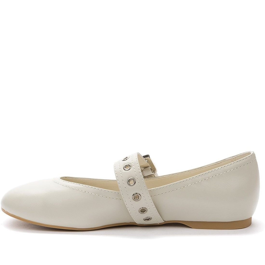 beige casual closed ballerinas