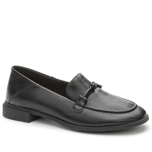black casual closed loafers