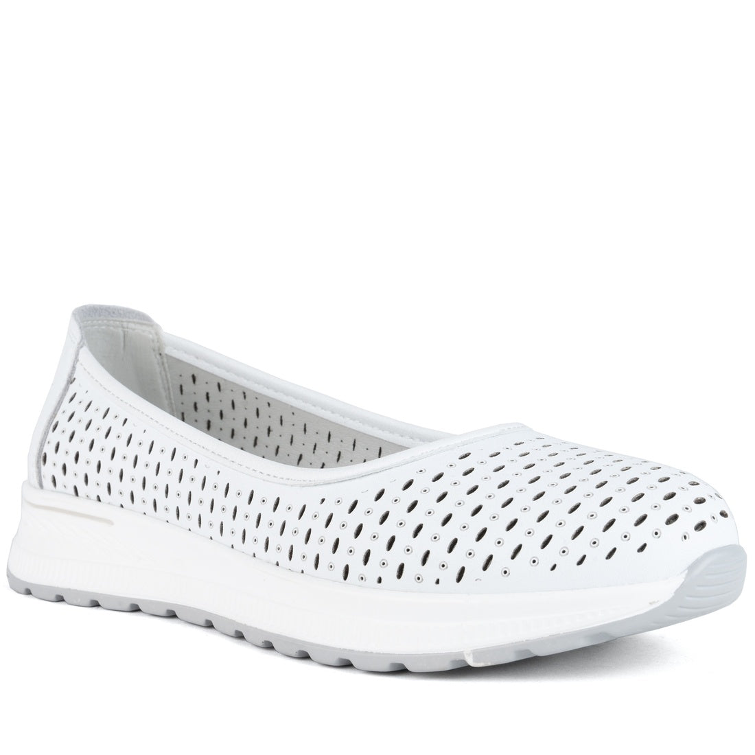 white casual closed ballerinas