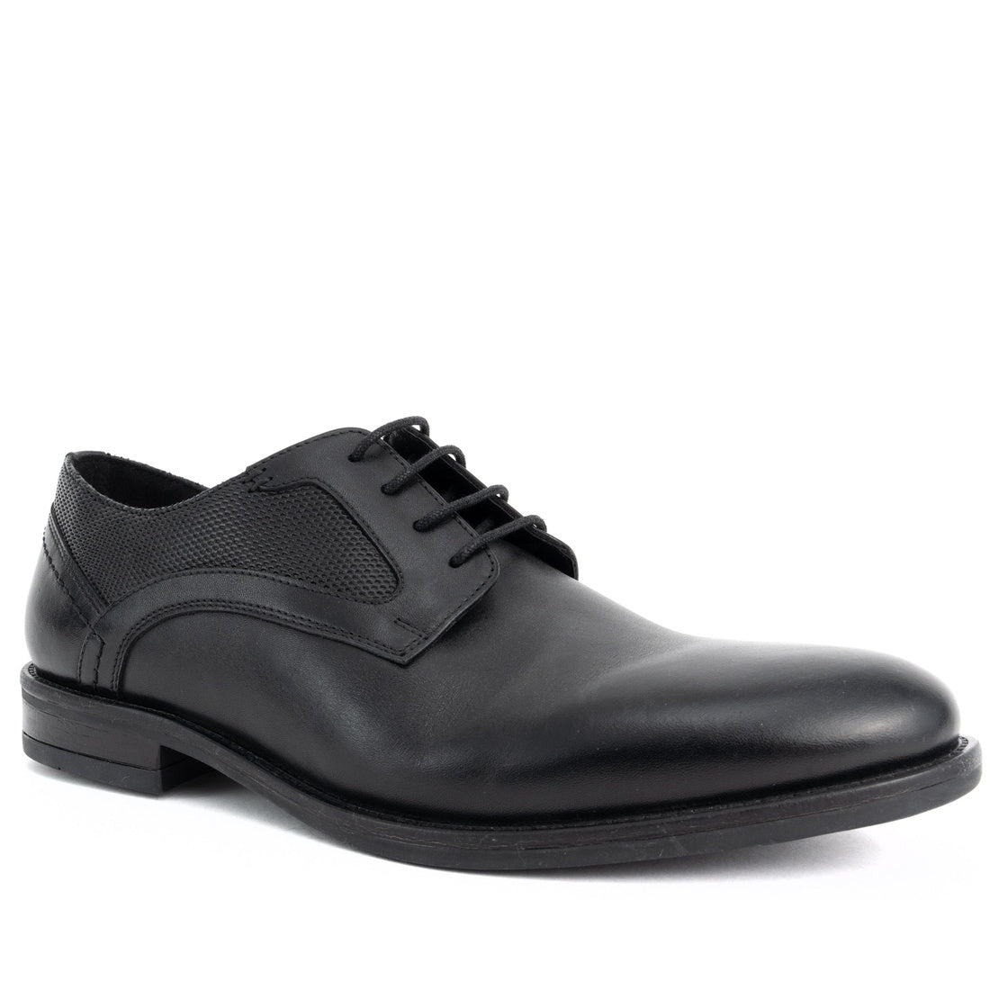 black classic closed formal