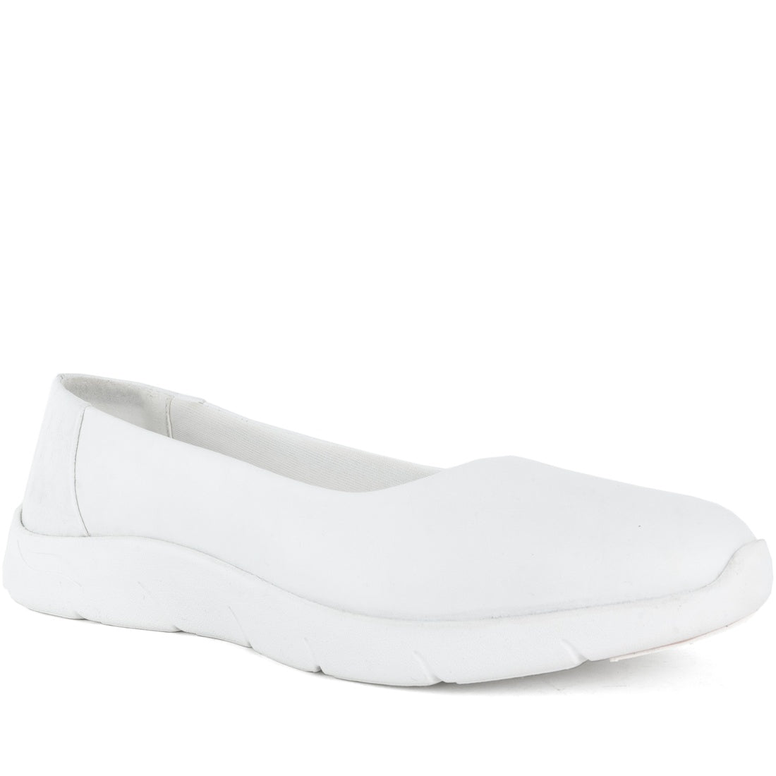 white casual closed ballerinas