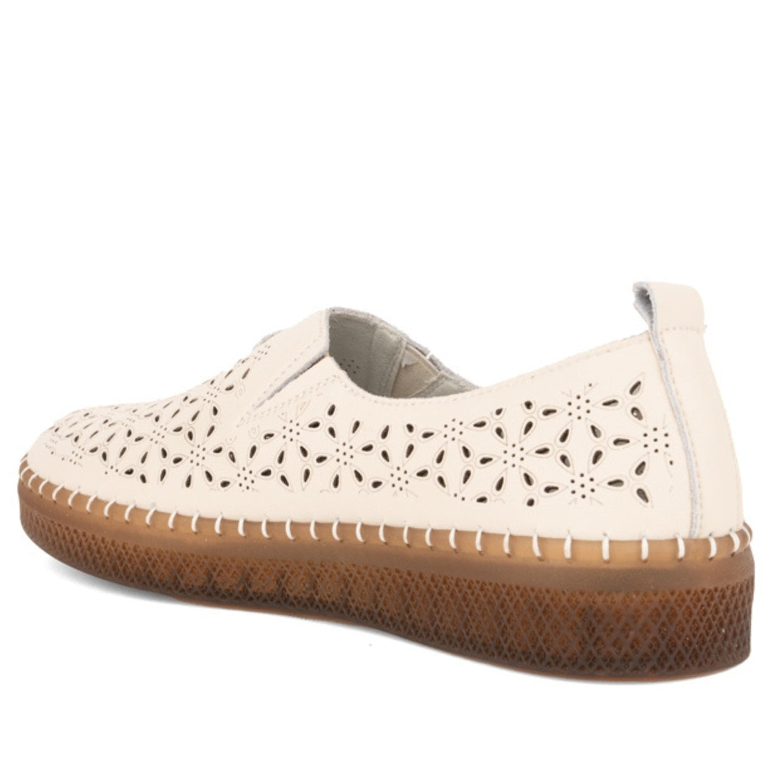 beige casual closed leisure shoes
