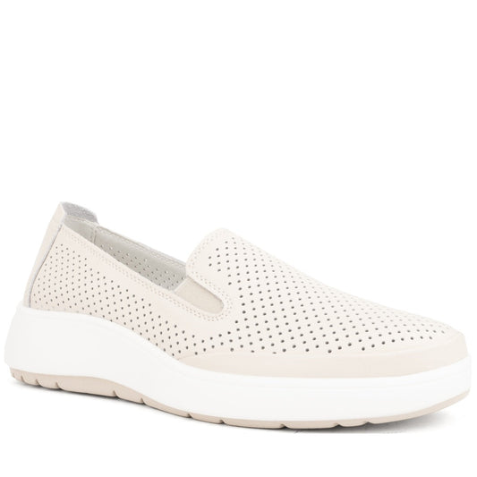 beige casual closed ballerinas