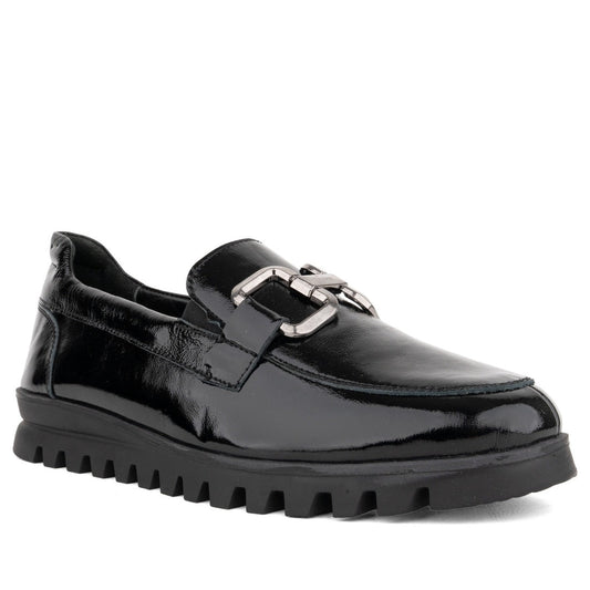 black casual closed loafers