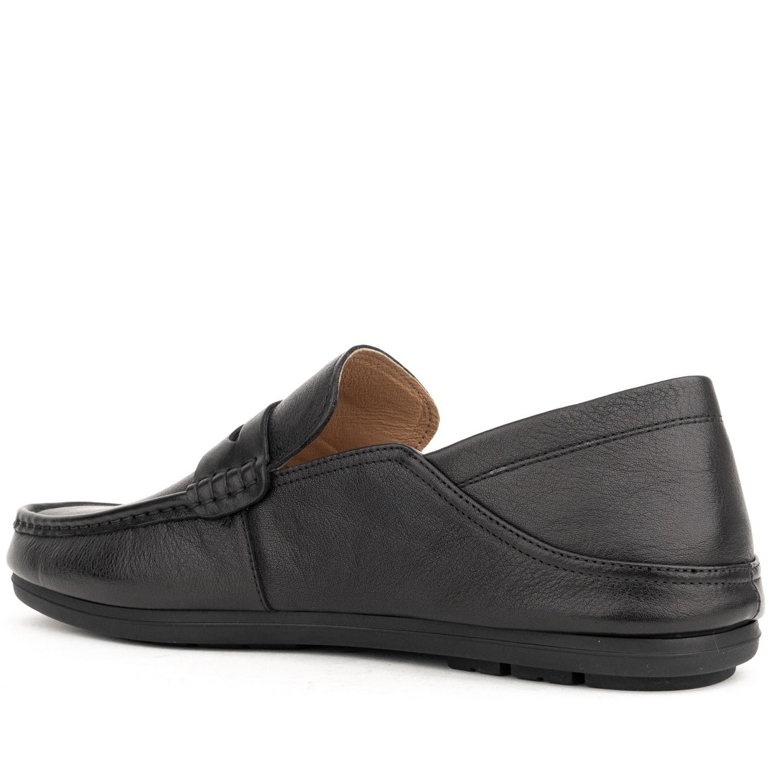 black casual closed mocasins