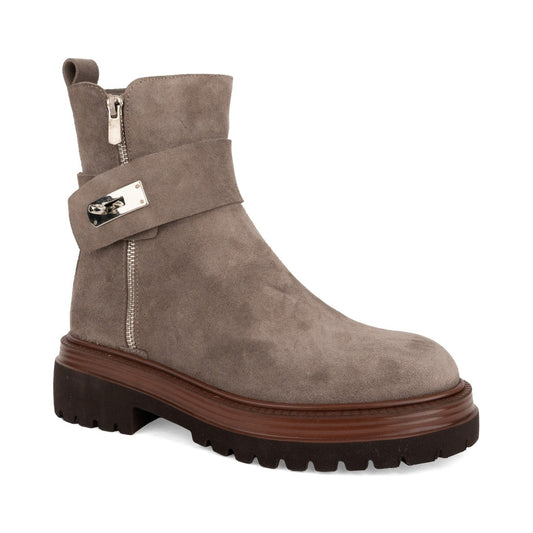 beige casual closed booties