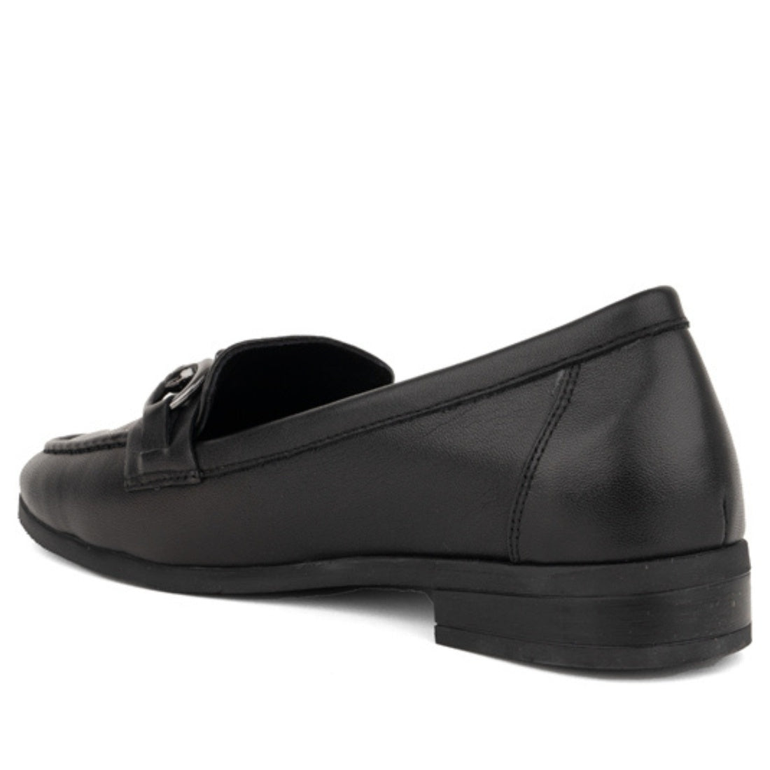 black casual closed loafers