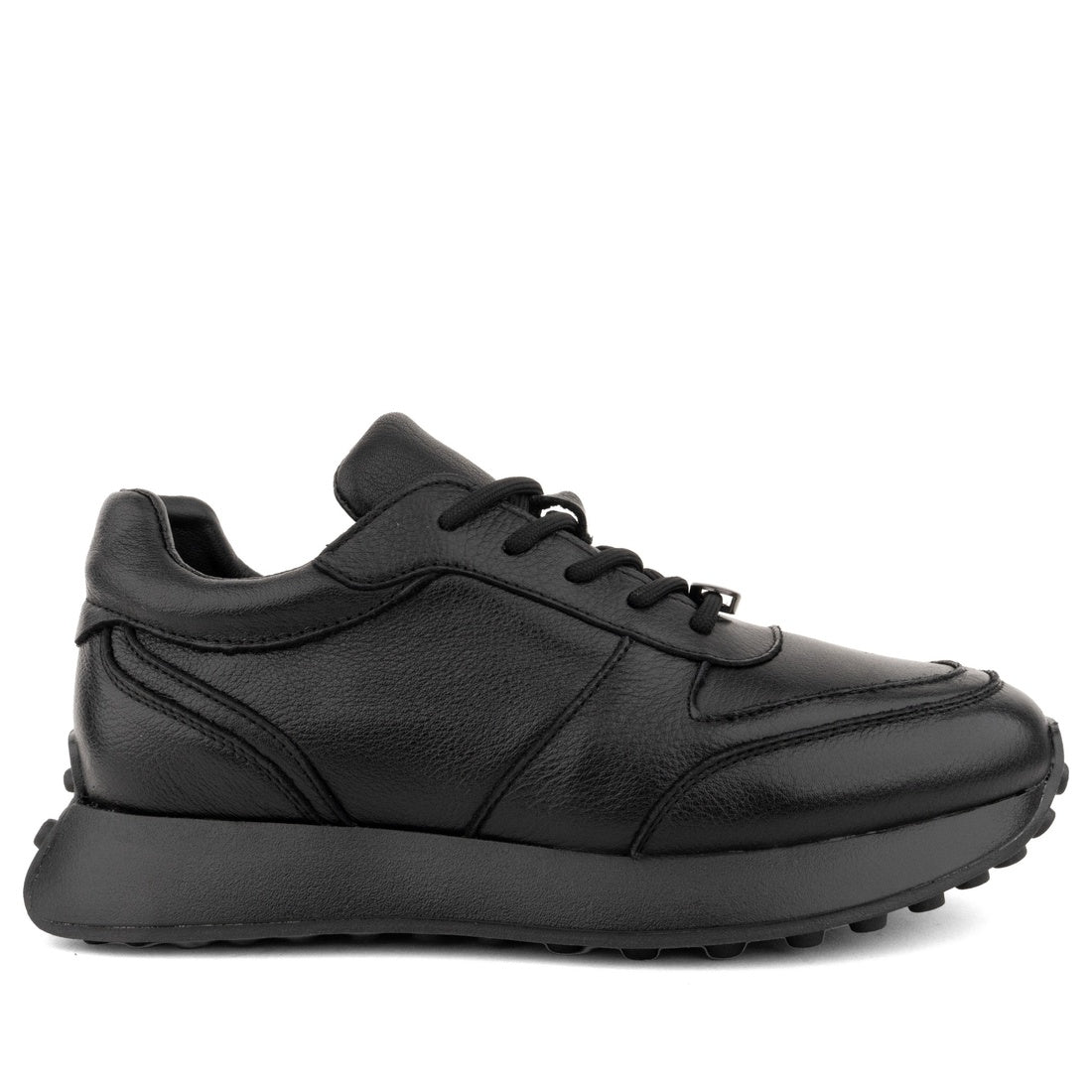 black casual closed leisure