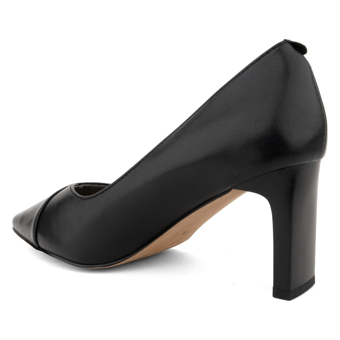 black elegant closed pumps