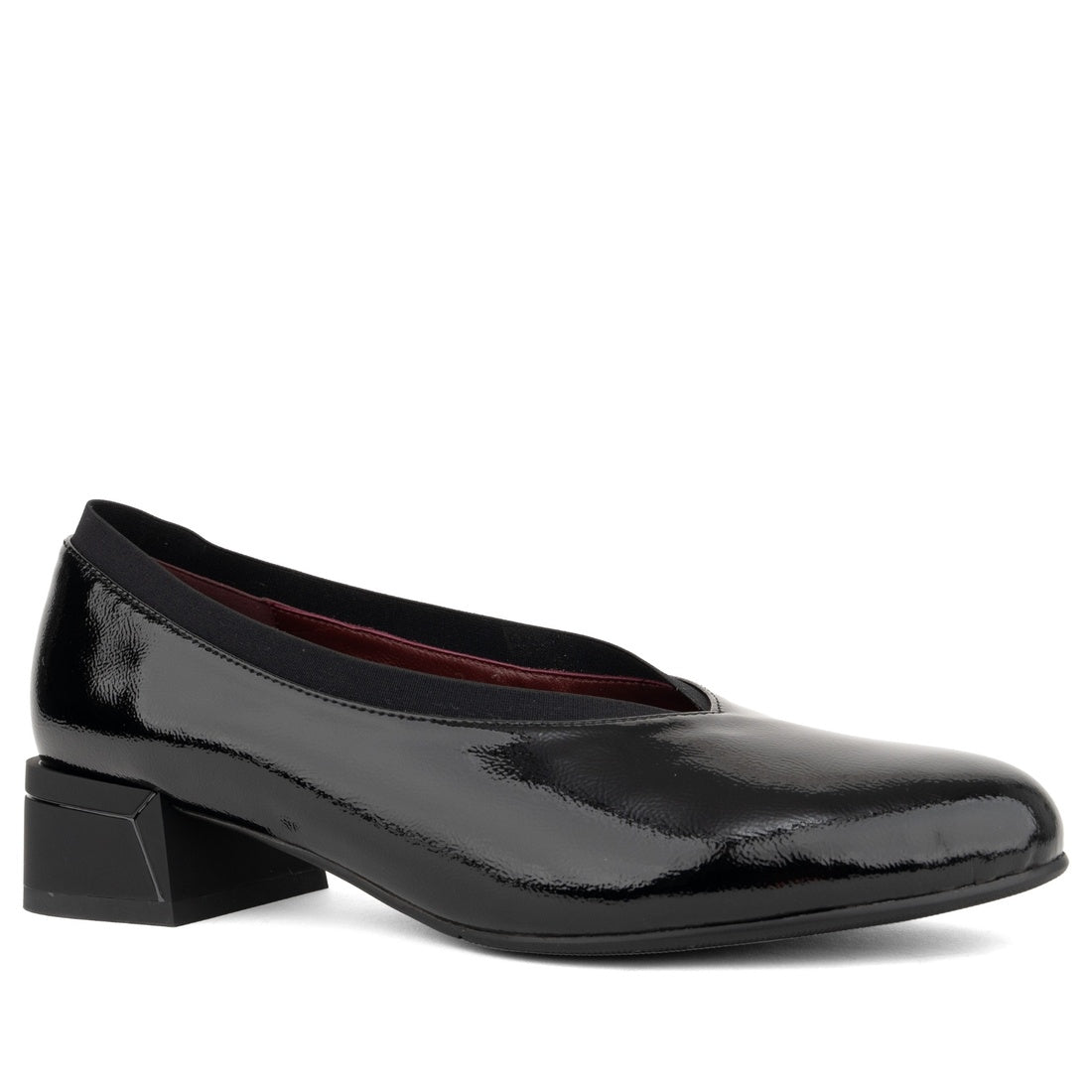 black casual closed pumps