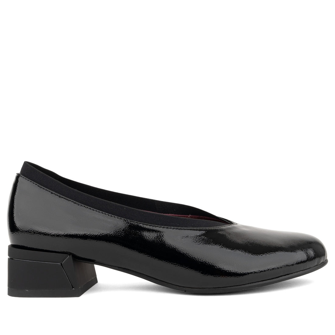 black casual closed pumps