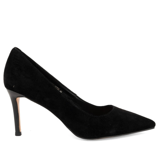 black casual closed pumps
