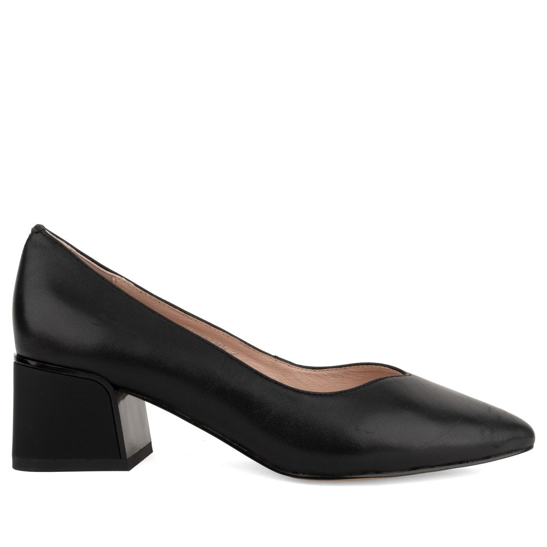 black casual closed pumps