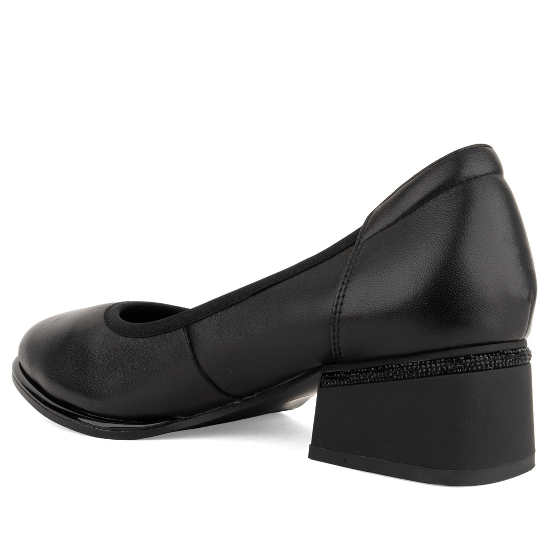 black casual closed pumps