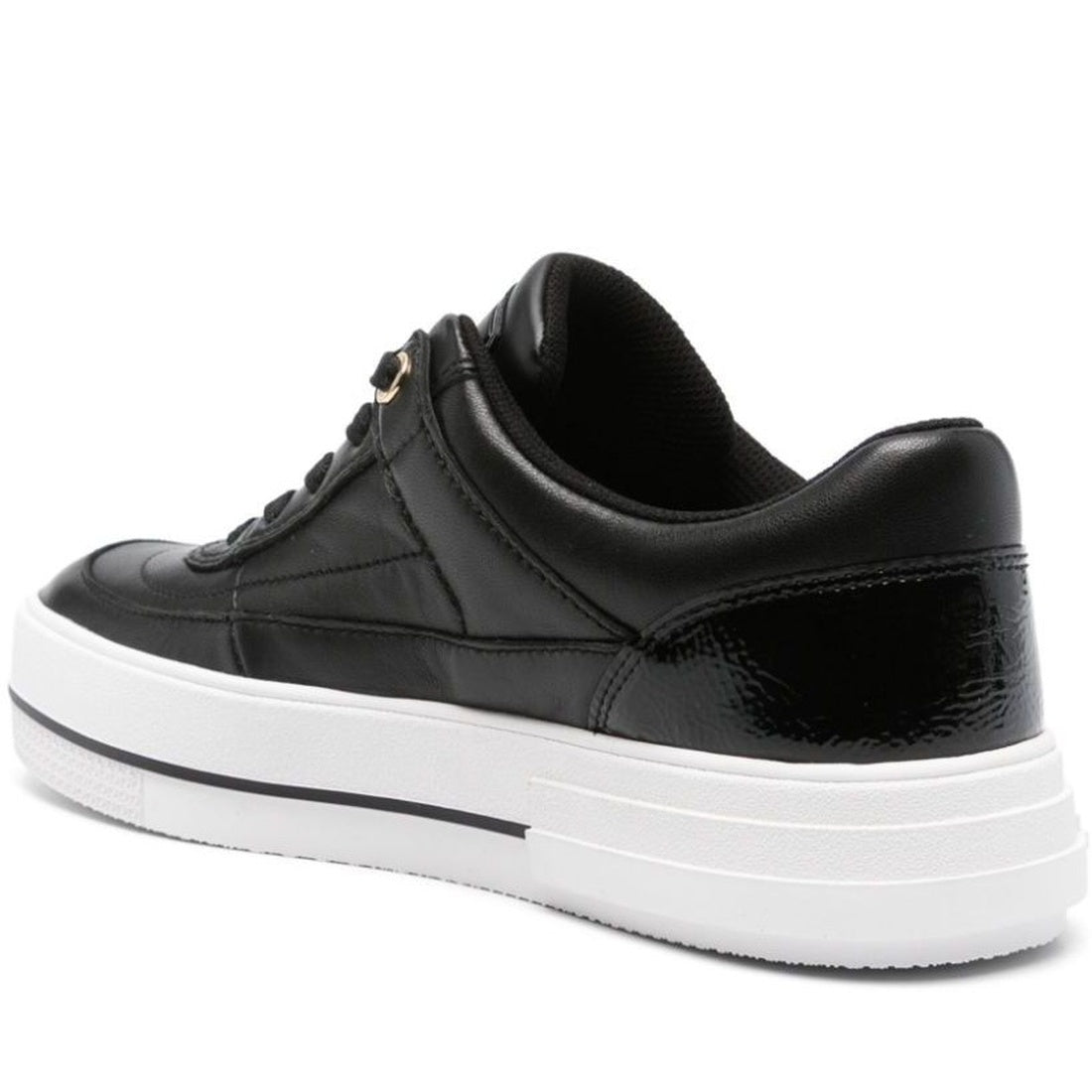 black casual closed sneaker