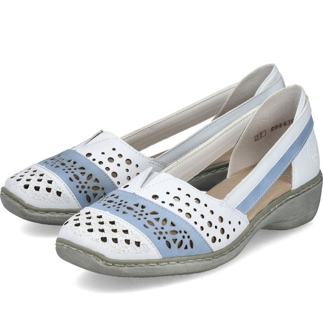 white casual closed ballerinas