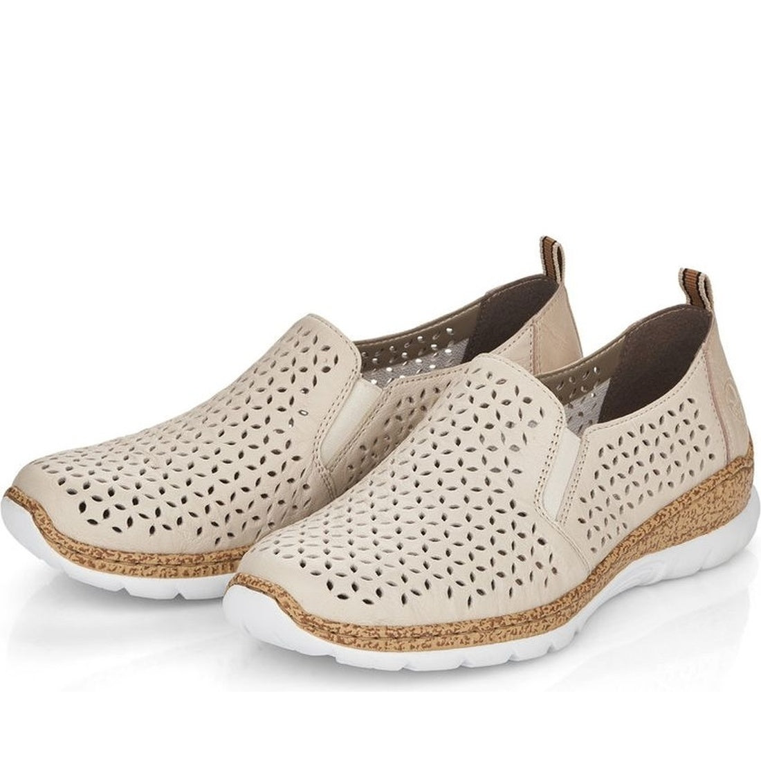 beige casual closed slipper